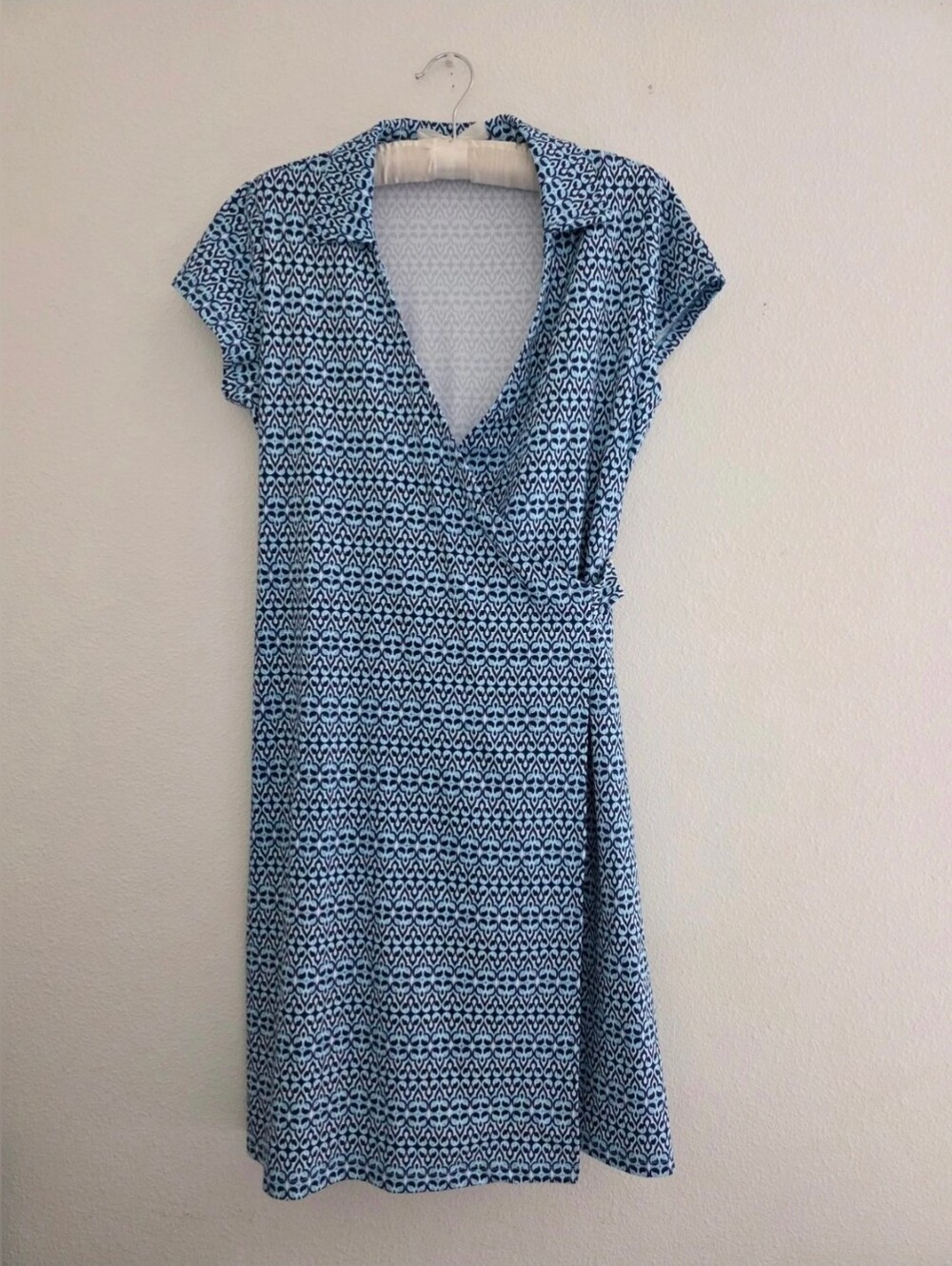 J. McLaughlin Short Sleeve Tie Wrap Dress Collared In Blue Geometric Print Sz M